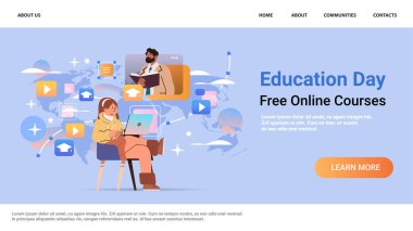 Kız öğrenci dizüstü bilgisayar eğitimi gününde ücretsiz online dersler izliyor. Webinar e-öğrenim konsepti. Yatay vektör illüstrasyonunu kopyala