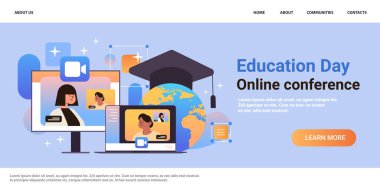 Yarış öğrencileri grubunu dijital ekranlarda sanal konferans eğitimi gününde tartışırken canlı Webinar e-öğrenim konsepti yatay kopyalama vektör ilülasyonu