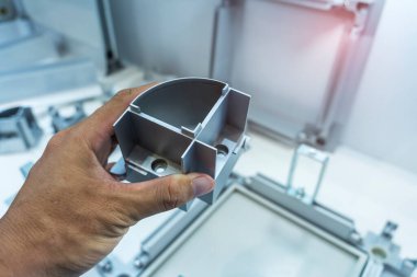 Pencere, kapı, banyo kutusu için alüminyum profilli el