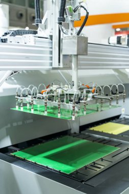 Robotik ve pnömatik piston enayi endüstriyel makine, otomasyon basınçlı hava fabrika üretim biriminde