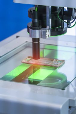 Cep telefonu izleme sensörü kamera sistemi