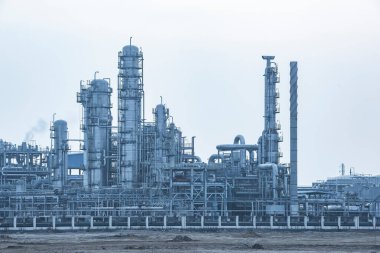 Gaz işleme fabrikası. Gaz ve petrol sanayiinin manzarası