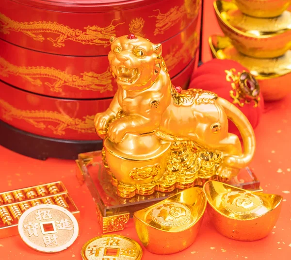 Tradition Chinese golden tiger statue,2022 is year of the tiger,Chinese word on coin and Ingots translation:good luck