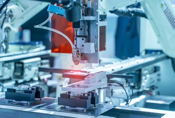 Akıllı robot akıllı fabrika, endüstri 4.0 ve teknoloji üzerinde çalışıyor..