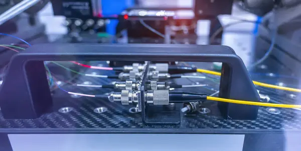 Yüksek doğruluk ve hassas sensör ölçümü için fiber optik kablo  