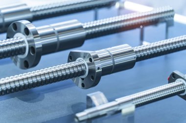 CNC makinesinin kurşun vidası