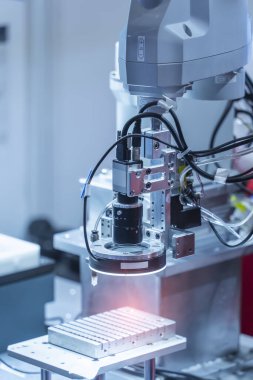 telefon akıl fabrikasında otomatik görme sensörü kamera sistemi