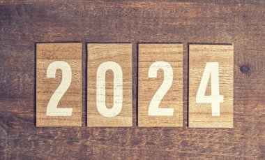 Yıl 2024 Tahta kart metni