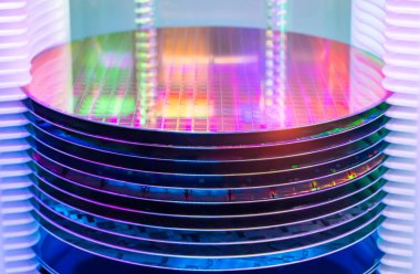 Plastik tutucu kutusunda Silikon Gözleme Altında Fabrika, işlemci ve GPU üretmek için entegre devreler