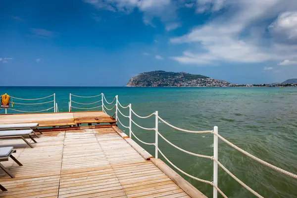 土耳其Alanya海滩人行道 旅游景观 免版税图库照片
