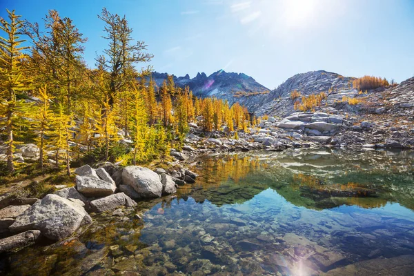 Piękne Alpejskie Jeziora Waszyngtonie Usa — Zdjęcie stockowe