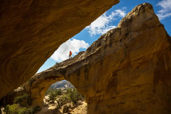Inusual Moonshine Arch Cerca Vernal Utah Estados Unidos — Foto de Stock