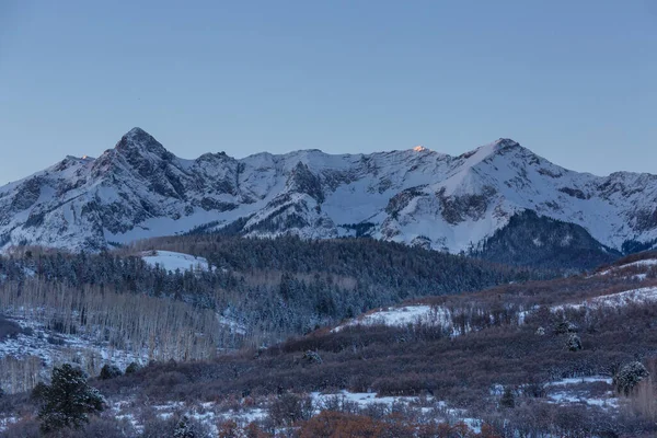 Montanhas Cobertas Neve Temporada Inverno — Fotografia de Stock