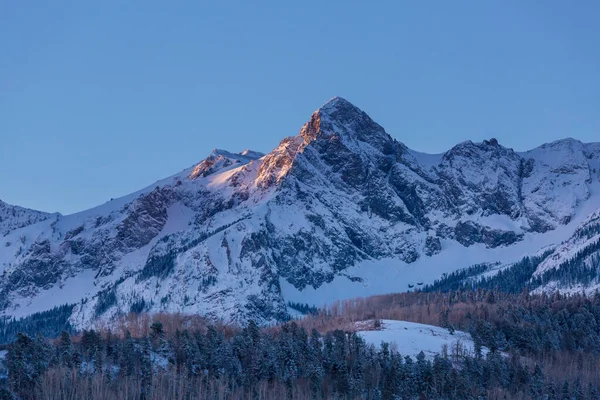 Montanhas Cobertas Neve Temporada Inverno — Fotografia de Stock