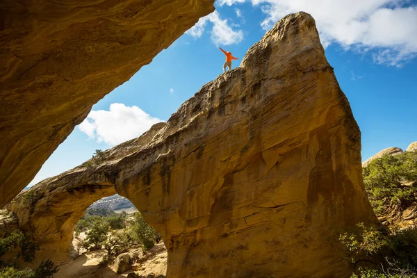 Ungewöhnlicher Moonshine Arch Bei Vernal Utah Usa — Stockfoto