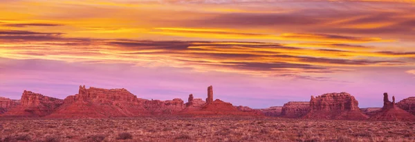 Údolí Bohů Skalní Formace Monument Valley Při Východu Slunce — Stock fotografie