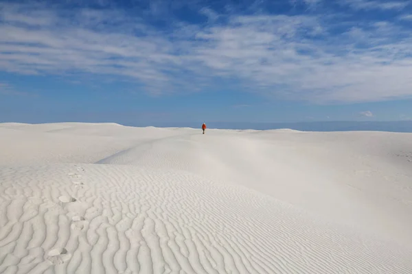 Randonneur Dans White Sands Dunes Nouveau Mexique États Unis — Photo