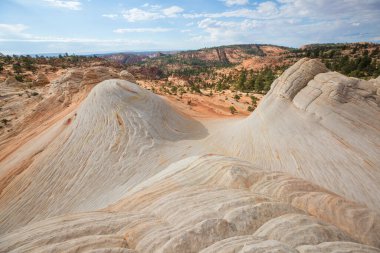Utah, ABD 'de kumtaşı oluşumları. Güzel Alışılmadık manzaralar.