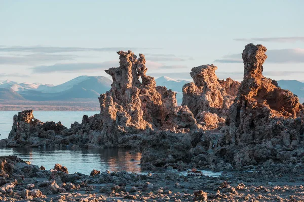 Unusual Mono Lake Formations Sunrise — Stock Photo, Image