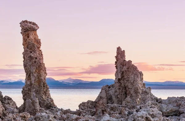 Unusual Mono Lake Formations Sunrise — Stock Photo, Image