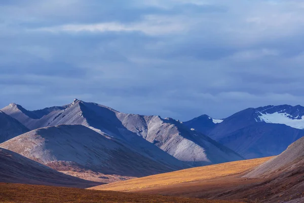 Mountains Landscapes Arctic Circle Dempster Highway Canada — Fotografia de Stock
