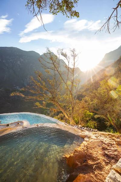 Meksika Alışılmadık Termal Havuzlar Las Grutas Tolantongo — Stok fotoğraf