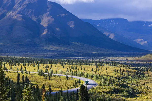 Route Panoramique Alaska États Unis Nuages Vue Dramatique — Photo
