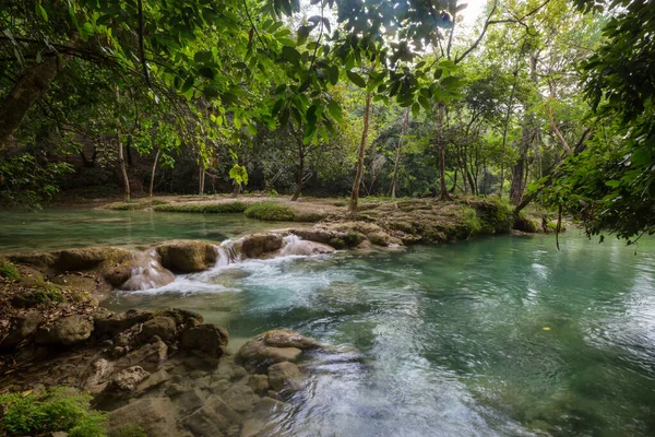 Gyönyörű Vízesés Dzsungelben Mexikó — Stock Fotó