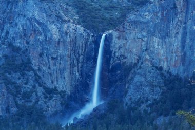 Güzel Yosemite Ulusal Parkı manzaraları, California