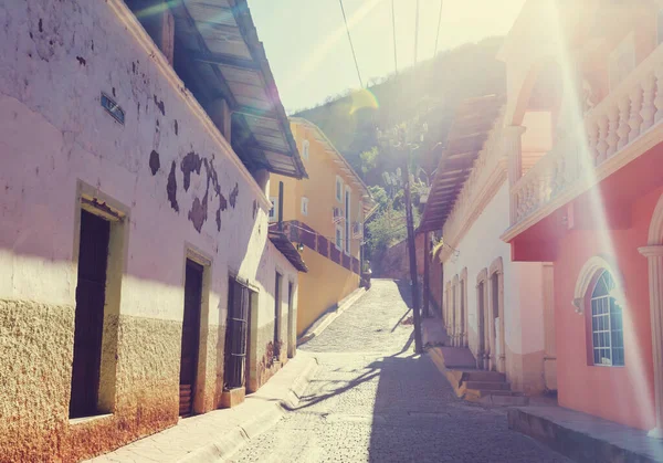 Küçük Meksika Şehrinde Koloni Mimarisi — Stok fotoğraf