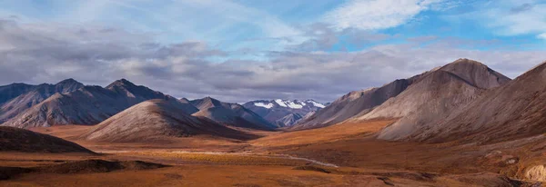 Mountains Landscapes Arctic Circle Dempster Highway Canada — Zdjęcie stockowe