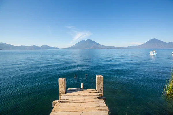 Schöner Atitlan See Und Vulkane Hochland Von Guatemala Mittelamerika — Stockfoto