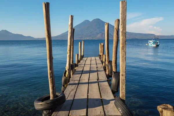 Lindo Lago Atitlan Vulcões Nas Terras Altas Guatemala América Central — Fotografia de Stock