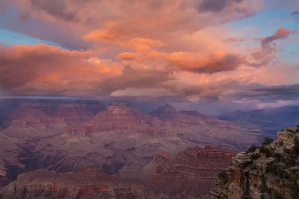 Grand Canyonin Maalaukselliset Maisemat Arizona Usa Kaunis Luonnollinen Tausta Auringonnousu — kuvapankkivalokuva