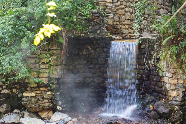 ホンジュラスのルナ ジャガー温泉 — ストック写真