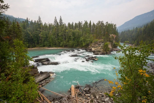 Beautiful Mountains River Summer Season Canada — Fotografia de Stock