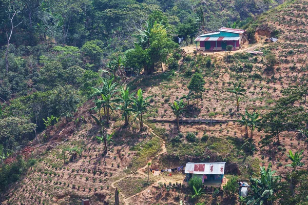 Pequeño Pueblo Entre Las Plantaciones Las Montañas Honduras — Foto de Stock