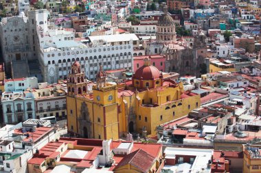 Meksika 'nın ünlü şehri Guanajuato' nun güzel manzarası.