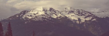 North Cascade Range, Washington, ABD 'deki güzel dağ zirvesi.