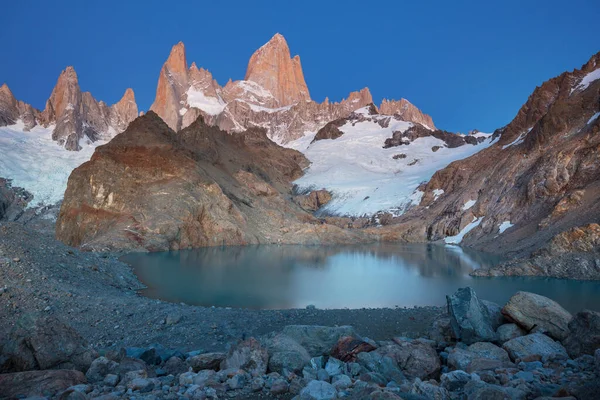 Famoso Hermoso Pico Cerro Torre Las Montañas Patagonia Argentina Hermosos —  Fotos de Stock
