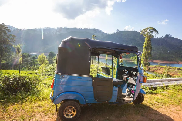 Taxi Tuktuk Vicino Alla Piantagione Nello Sri Lanka — Foto Stock