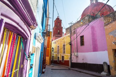 Meksika 'nın ünlü şehri Guanajuato' nun güzel manzarası.