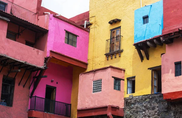 Színes Gyarmati Stílusú Házak Egy Mexikói Város Guanajuato — Stock Fotó