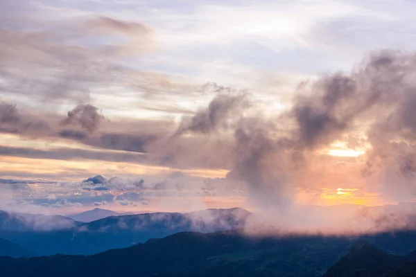 哥伦比亚 南美洲的米丝绿色科迪勒拉山脉 — 图库照片