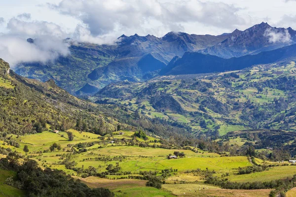 哥伦比亚美丽的高山 — 图库照片