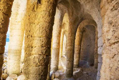 Sıra dışı doğal manzaralar- Kaliforniya 'daki Crowley Lake Sütunları, ABD.