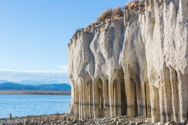 不同寻常的自然景观 美国加利福尼亚州的克劳利湖柱体 — 图库照片