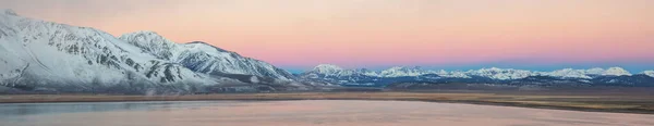 Прекрасна Природна Сцена Початку Зимових Гір Пейзажі Сьєрра Невада Сша — стокове фото