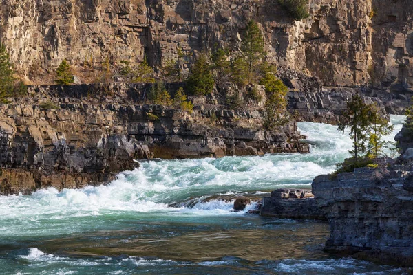 美国蒙大拿落基山脉的Kootenay河 — 图库照片