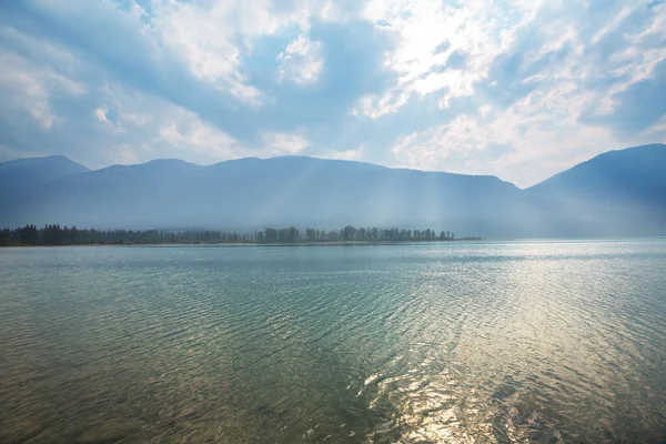 Scena Serena Presso Lago Montagna Canada — Foto Stock